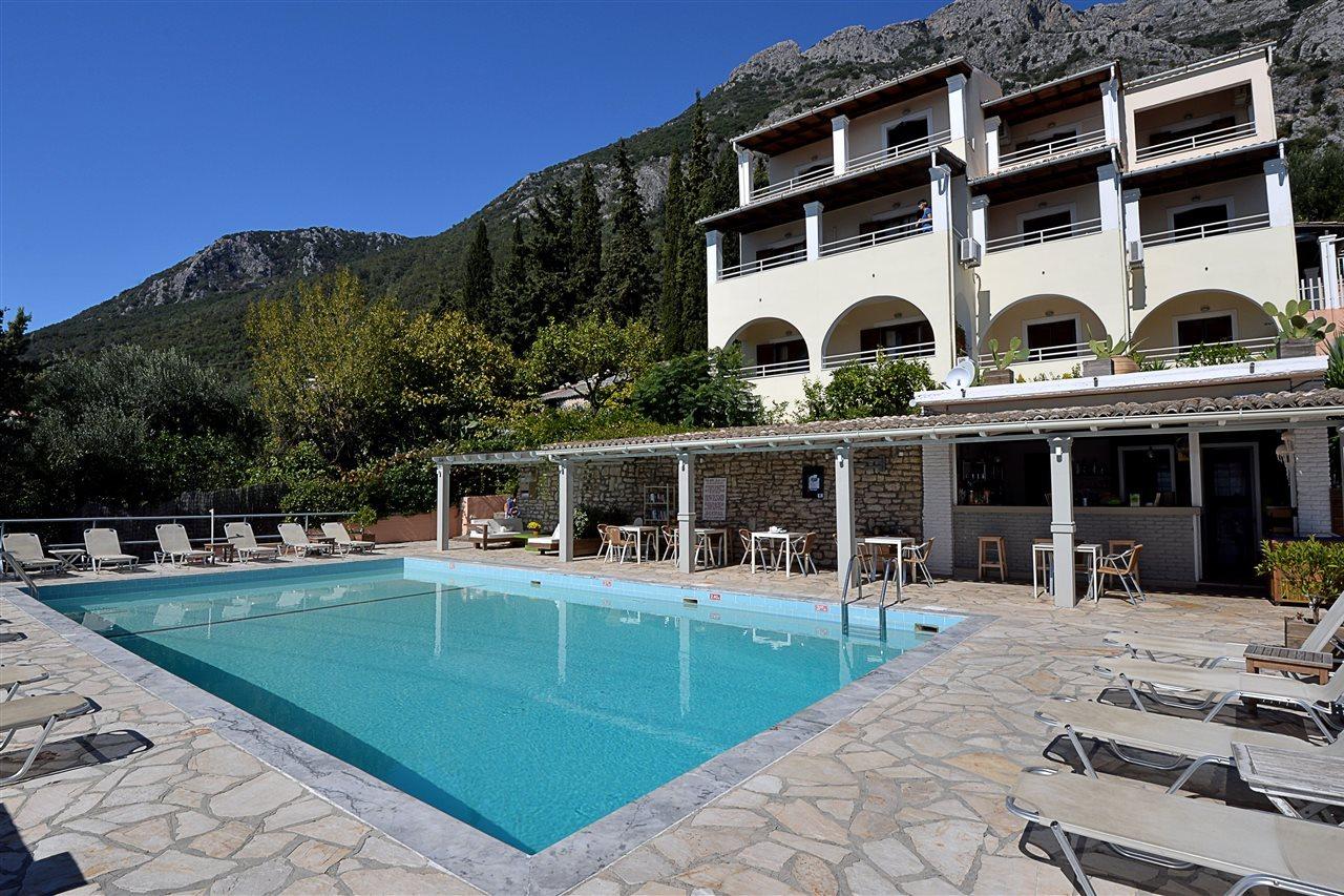 Captain'S Apts Barbati Buitenkant foto