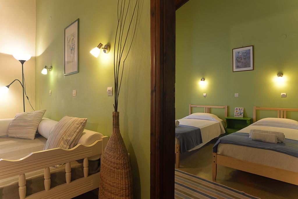 Captain'S Apts Barbati Buitenkant foto