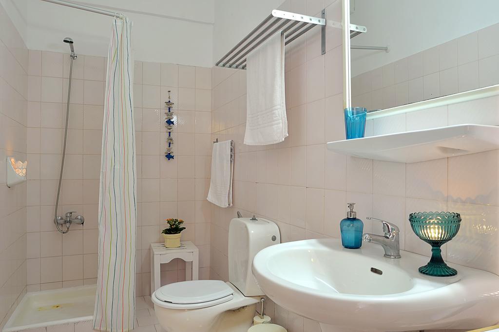 Captain'S Apts Barbati Buitenkant foto