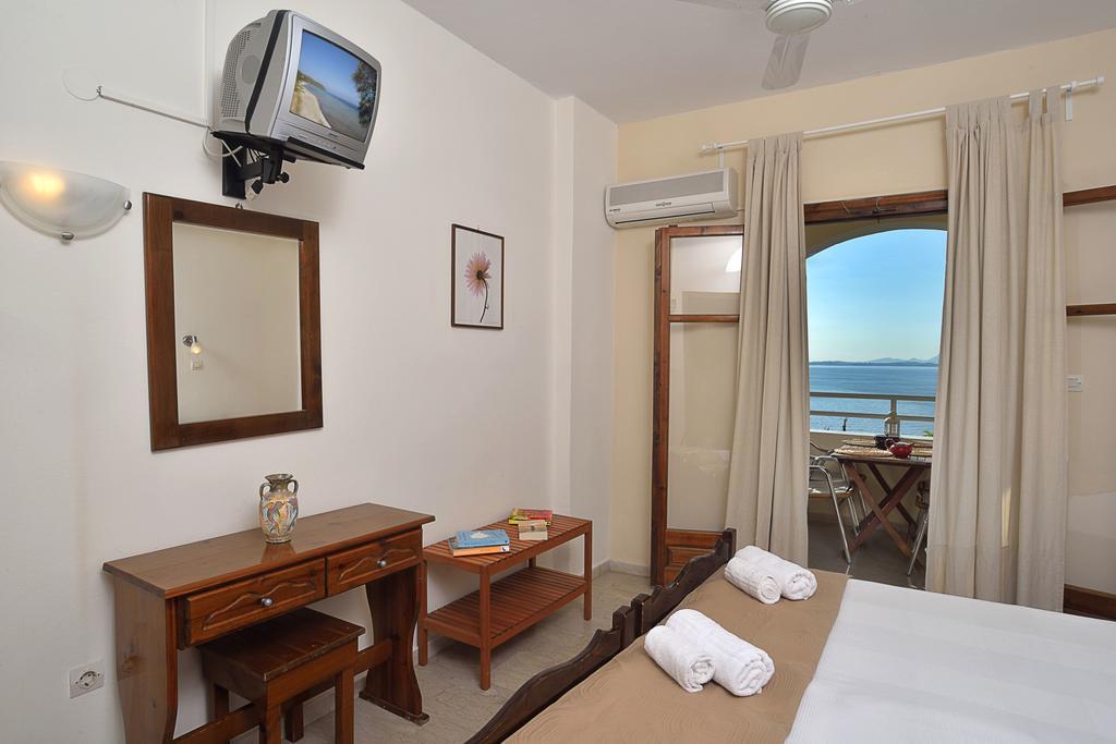 Captain'S Apts Barbati Buitenkant foto