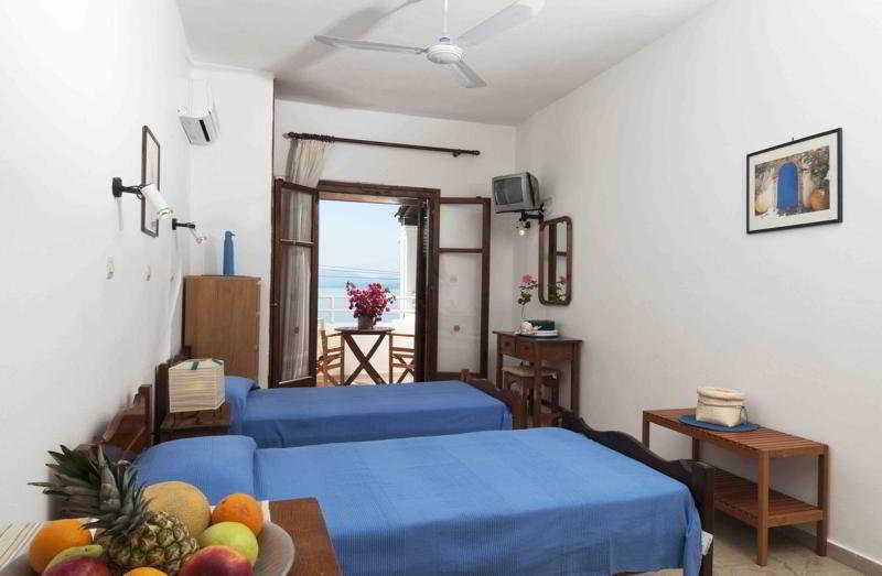Captain'S Apts Barbati Buitenkant foto