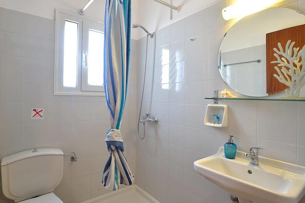 Captain'S Apts Barbati Buitenkant foto